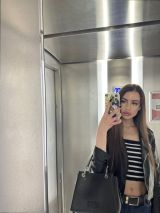 Миниатюра Индивидуалка Стейси Фотография 